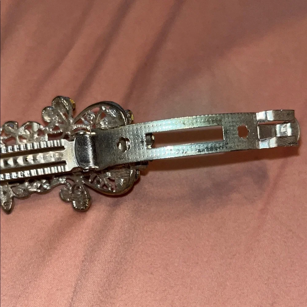 N/A stunning silver